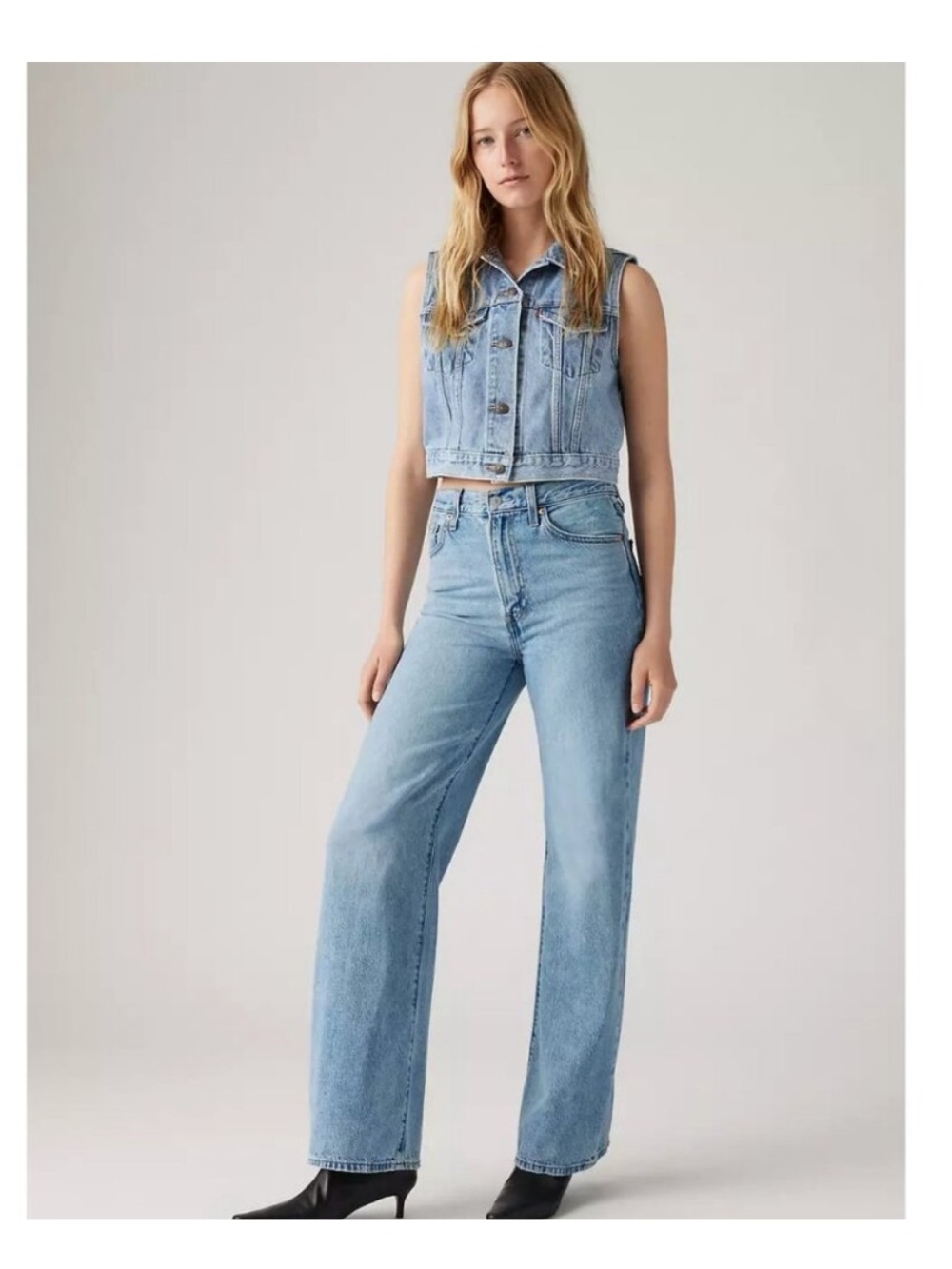Levi's Premium Ribcage Wide Leg Women's Jeans Far And Wide Light Wash Size 29x32 - Picture 2 of 16